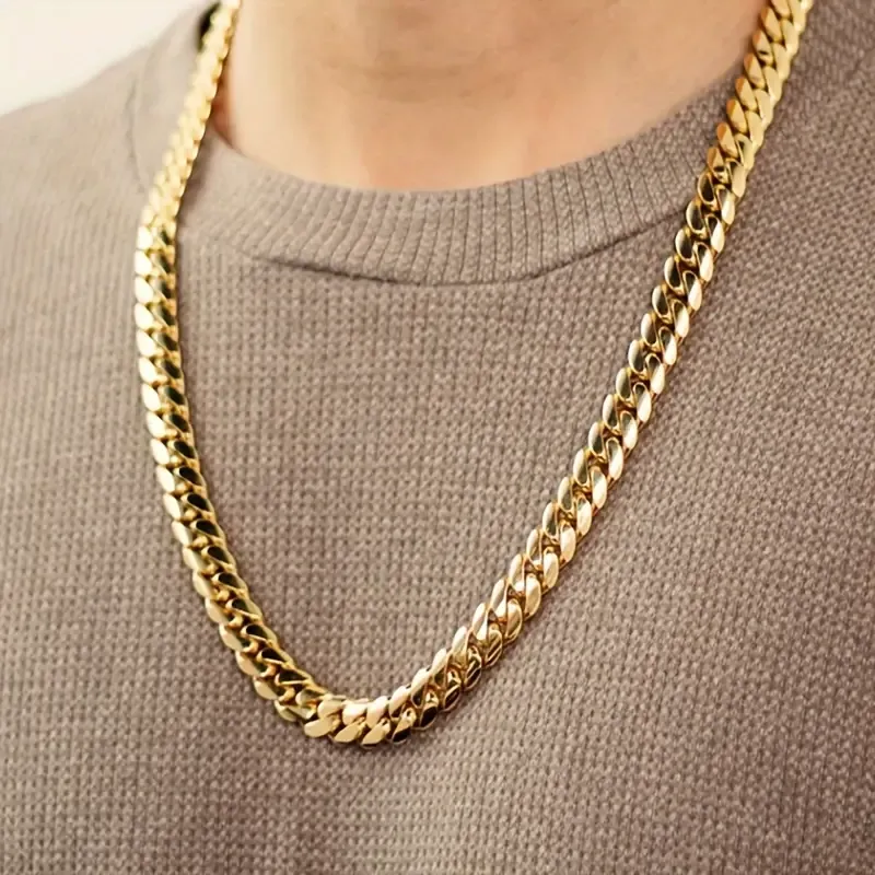 A new golden Cuban necklace for my man. Father's Day gift box. Hip-hop titanium steel gift for men. Fashionable, trendy and simple necklace