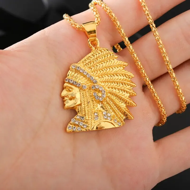 A men's retro creative portrait pendant necklace - with a golden metal strap and exquisite feather and beaded design, it is suitable for both casual and formal occasions. It is a unique holiday gift with a modern contrast style and fine craftsmanship
