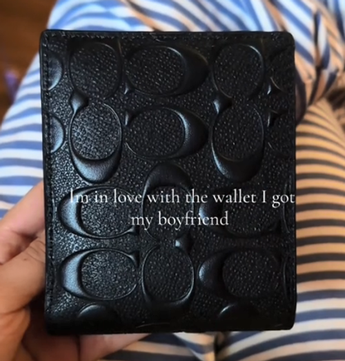 2pcs embossed wallets