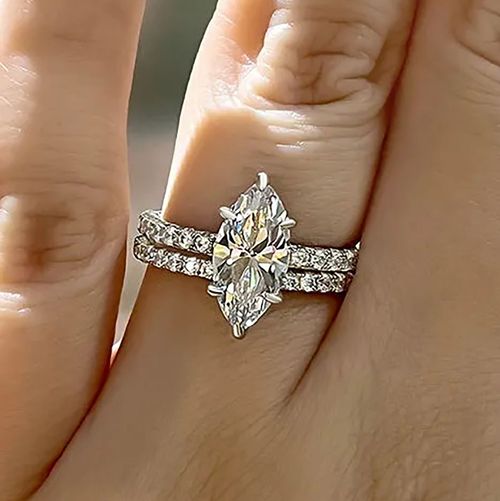 CAOSHI Wholesale Delicate Shined Marquise Cut Cubic Zirconia 2pcs Set Rings Wedding Engagement CZ Silver Plated Rings for Women