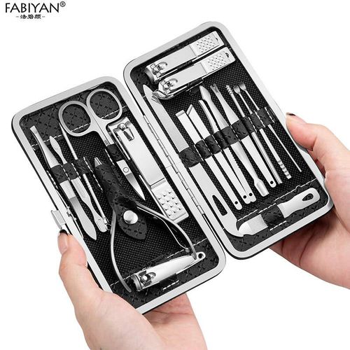 TOUPHY Manicure Nail Clippers Kit Pedicure Set Nail 19Pcs