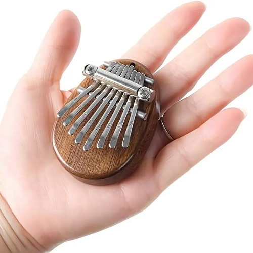 Mini 8 Key Thumb Piano（Gift box + metal chain + hanging rope）