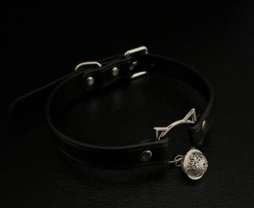 Women's adjustable leather sexy cat collar