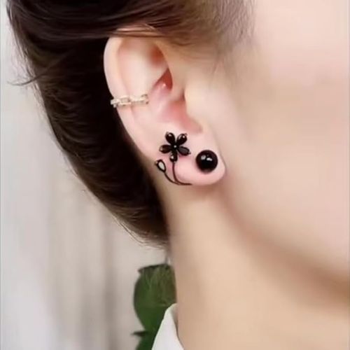 Korean Black Flower Stud Earrings for Women Exquisite Versatile Imitation Pearl Fishtail Earrings Girls Wedding Party Jewelry