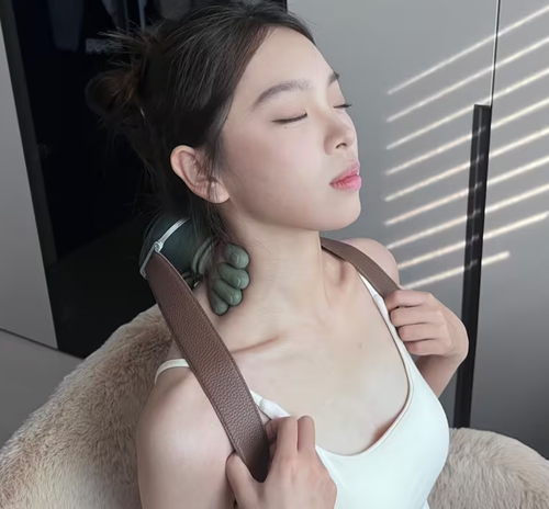 8-Claw Massager