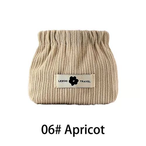 Self-closing Magnetic Mini Portable Pouch