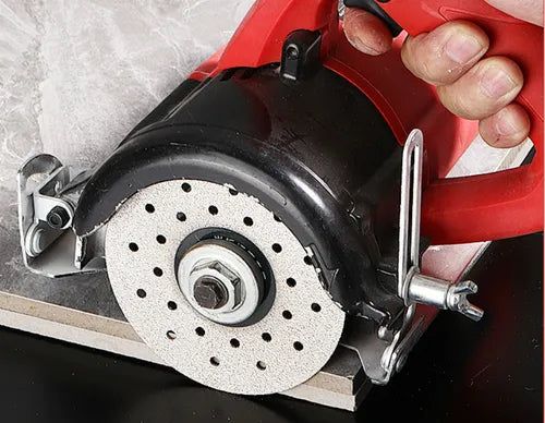 Diamond rock cutting blades for angle grinders