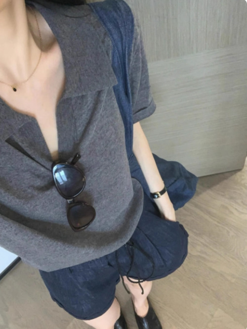 灰色polo領短袖針織上衣女夏季薄款冰絲小個子短款顯瘦v領正肩t恤