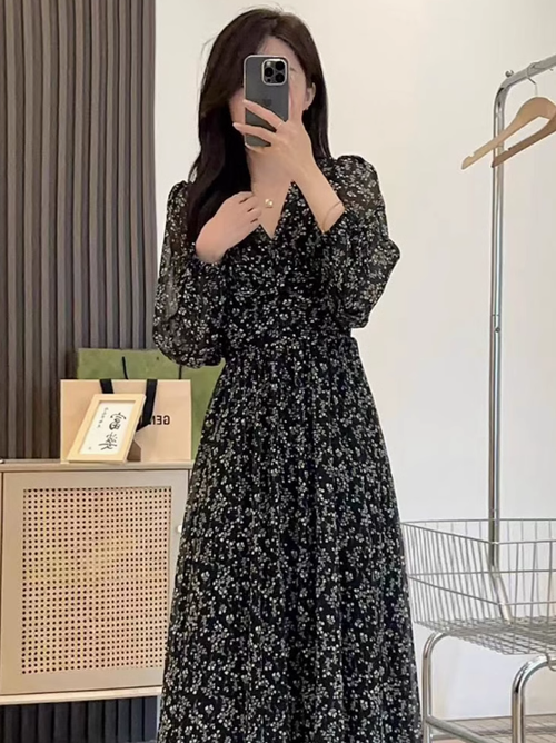 法式氣質長裙2025新款流行爆款黑色雪紡碎花連衣裙子女裝夏季穿搭