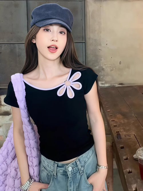 黑色鏤空花朵正肩短袖T恤女夏季2025新款掐腰設計感清純掐腰上衣