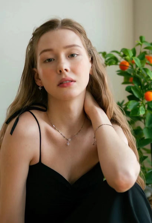 cross necklace