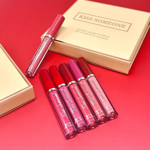 6-Piece Lip Gloss Set 🤩