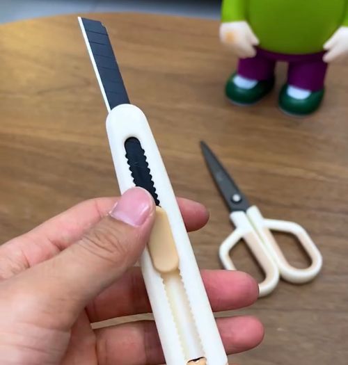 Fizz Teflon 2-in-1 Scissors Art Knife Combination Set Safe Stainless Sharp Art Knife for Cutting Adhesive Tape