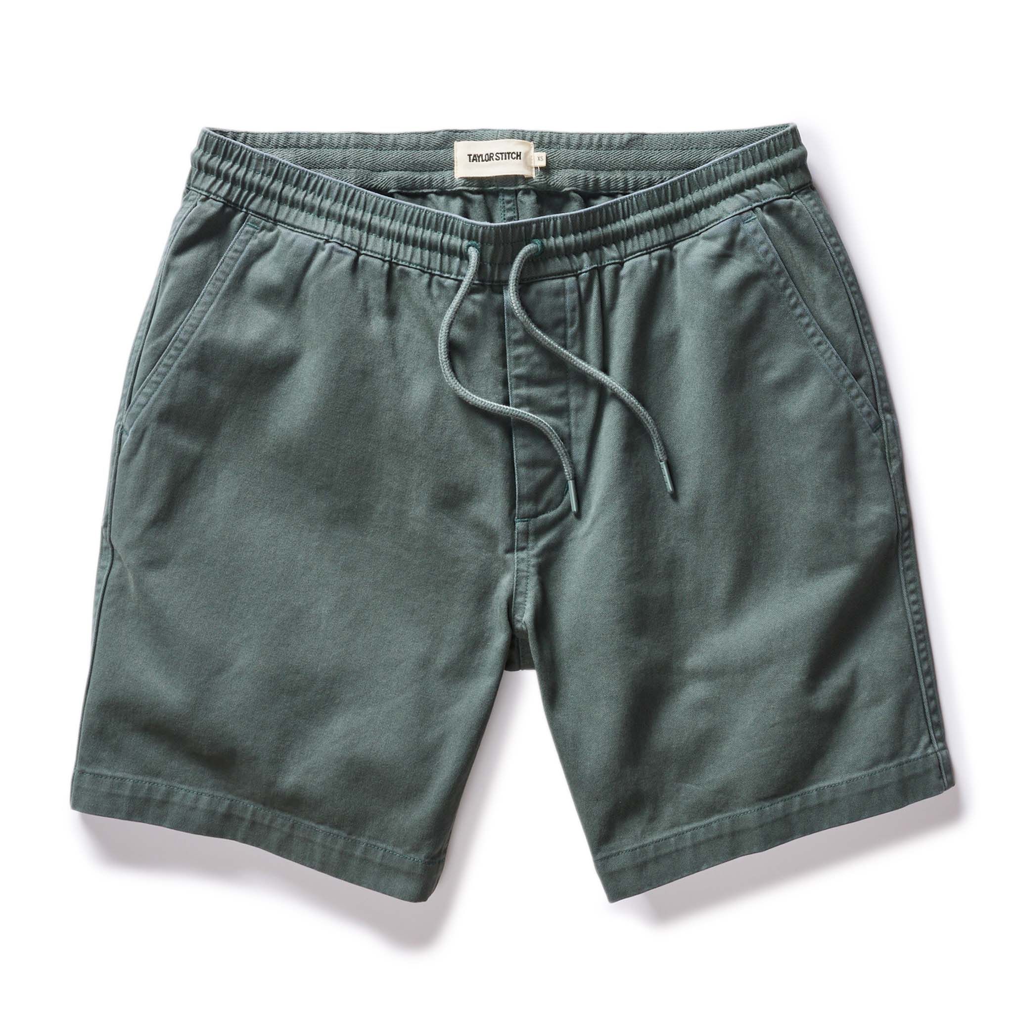 Uwrna Apres Short in Organic Deep Sea Foundation Twill