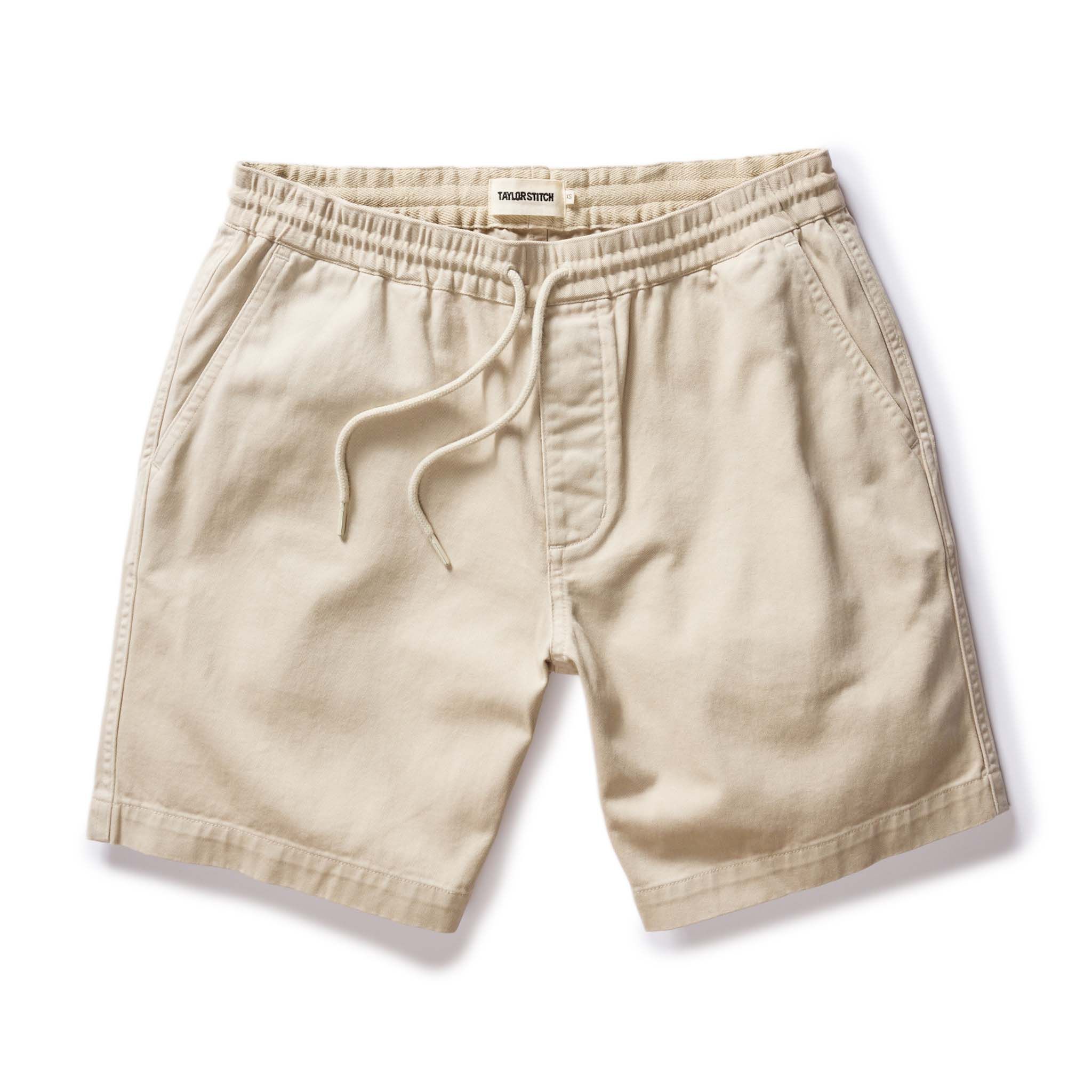 Uwrna Apres Short in Organic Aged Stone Foundation Twill