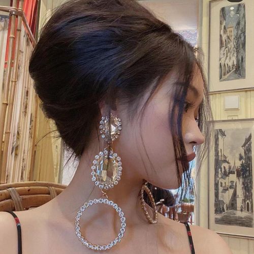 Elegant, stylish, trendy and versatile earrings 复制