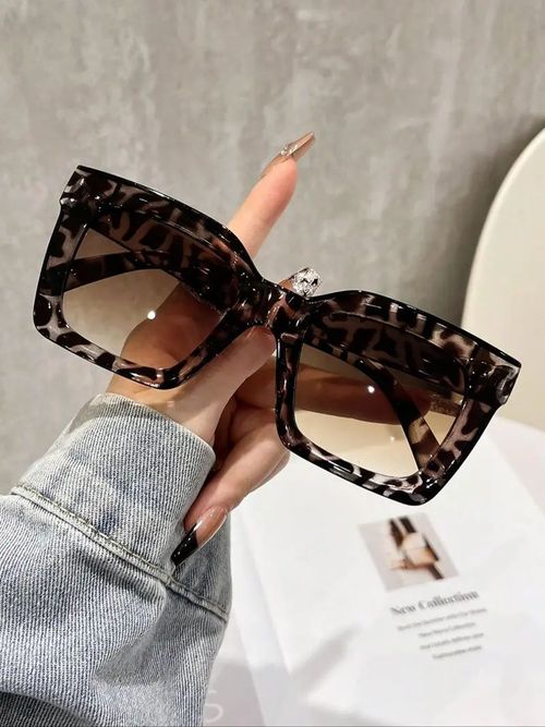 Fashionable Sun Protective Sunglasses