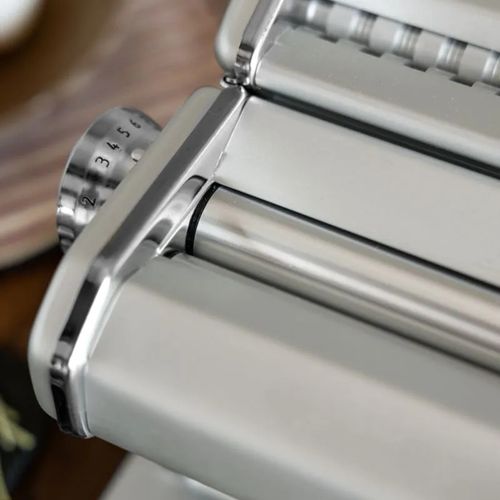 Pasta Maker Machine