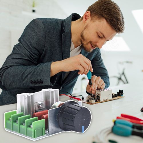 Voltage Controller