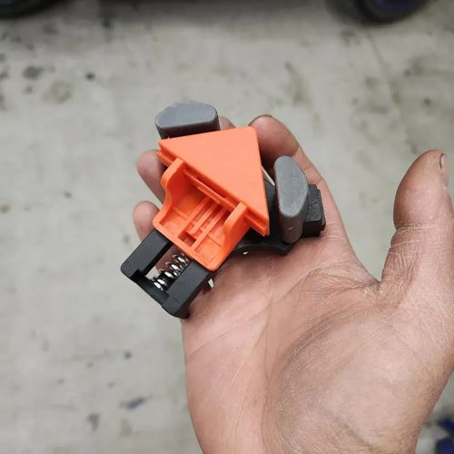 Corner Clamps