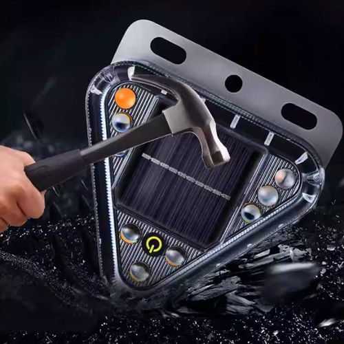 Waterproof Solar-Powered Truck Tail Warning Light