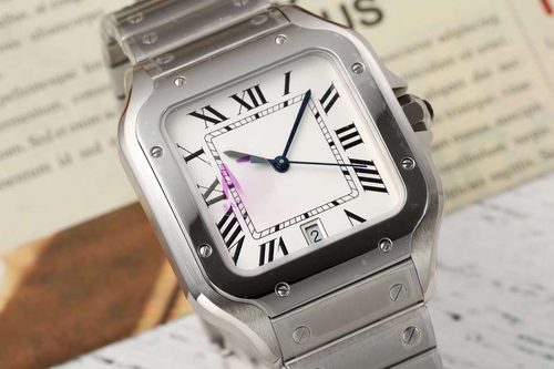 Stylish and Elegant Automatic Mechanical Watch, featuring a Stainless Steel Bracelet, Date Window, and Sapphire Crystal.
