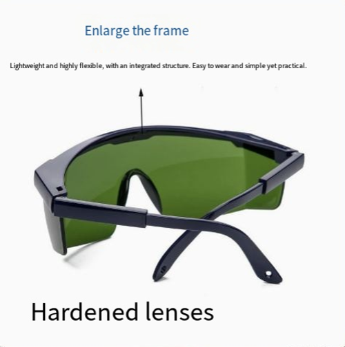 Large-framed black telescopic goggles for cycling, outdoor use, laboratories, dustproof and impact-resistant safety glasses.