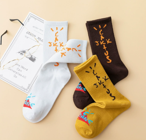 Boxed graffiti-print mens socks, versatile long socks, trendy brand, springsummer, AJ sports socks