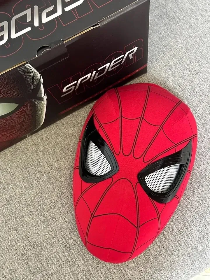 Spider-Man Homecoming Mask Control Blinking Eyes Helmet Cosplay Props Gift Toy