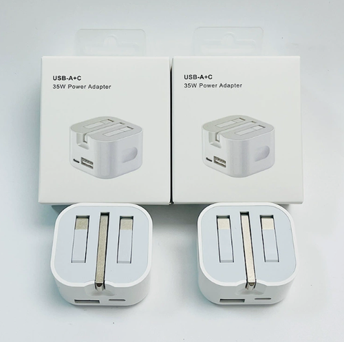 Dual-Port (A+C) 35W Fast Charger — UK Plug (20W Output) — Foldable Charging Head Compatible with iPhone 15
