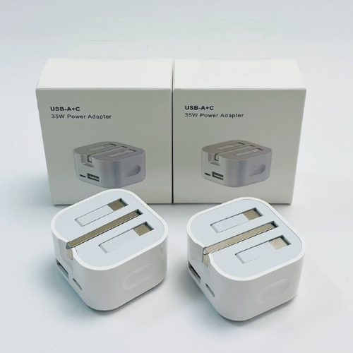 Dual-Port (A+C) 35W Fast Charger — UK Plug (20W Output) — Foldable Charging Head Compatible with iPhone 15