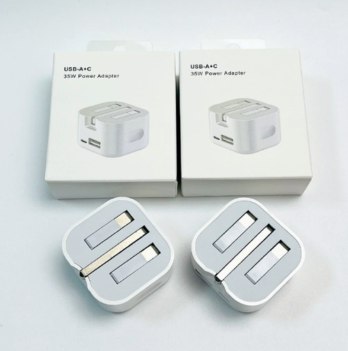 Dual-Port (A+C) 35W Fast Charger — UK Plug (20W Output) — Foldable Charging Head Compatible with iPhone 15