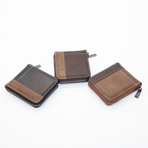 Short zippered leather wallet