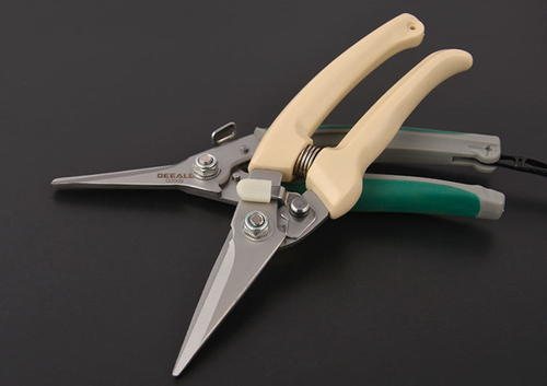 Multifunctional electronic shears, electrician's shears, cable shears, sheet metal shears, integrated ceiling shears, keel shears