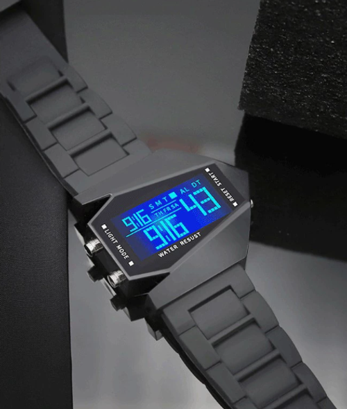 Luminous Square Fighter-Style Watch — Multifunctional, Luminous Aircraft-Themed Sports Wristwatch for Couples — Trendy & Versatile Matching Timepiece