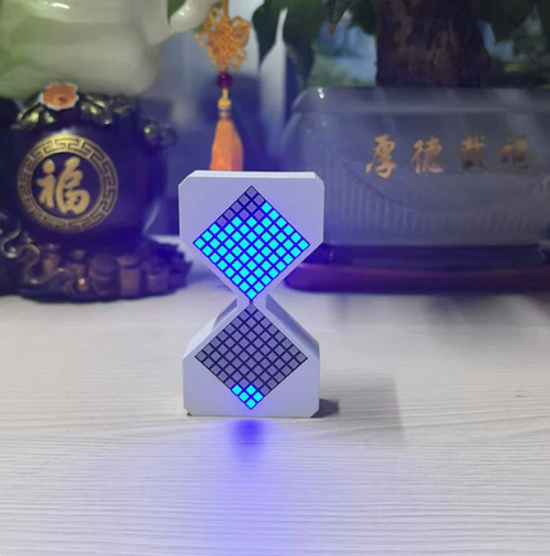 Illuminated Electronic Hourglass Timer, Home Desktop Ornament, Gravity-Sensing Creative Stress-Relieving Toy, Light and Shadow Electronic Hourglass, Gravity-Sensing Illuminated, Home Desktop Healing and Stress-Relieving Timer