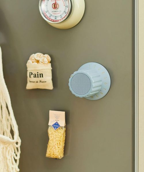 Volume knob speaker, wireless, Bluetooth, IPX4 waterproof, volume control with magnet, suitable for bathroom use.