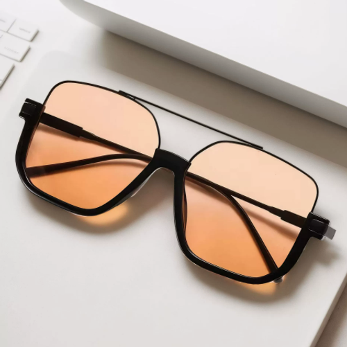 New stylish, premium-look square sunglasses with a double-bridge design—popular street-style shades favored by influencers.