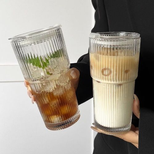 Vaso Vidrio Rayado Tapa Acrilico Y Sorbete De Vidrio 600 Ml
