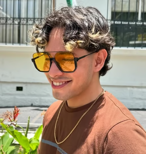 Unisex fashionable and versatile tinted lens sunglasses