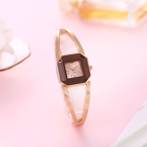 New Hot Selling！！Minimalist Fashion Square Dial Quartz Watch