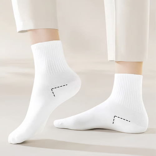 Unisex travel socks: Buy 3 packs and get 2 free, for a total of 5 packs.