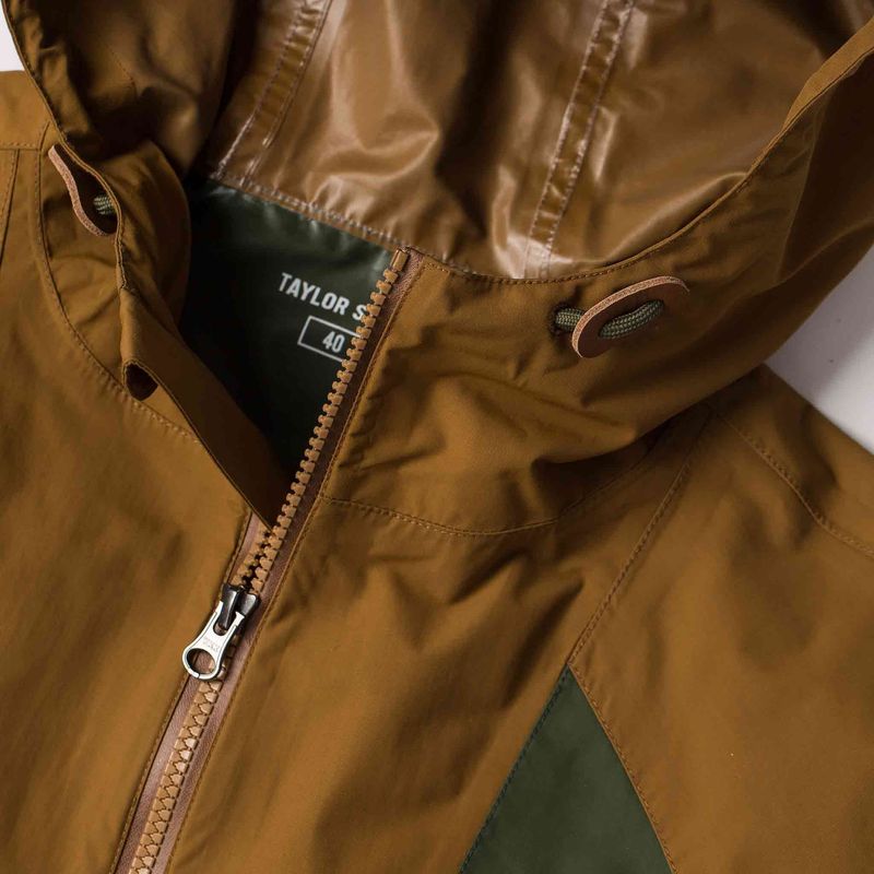 Rccuv Powder Jacket in British Khaki &amp; Olive