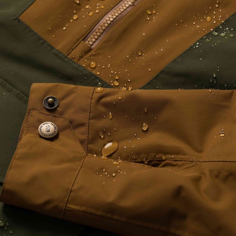 Rccuv Powder Jacket in British Khaki &amp; Olive