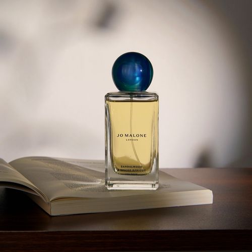 祖瑪瓏25聖誕限定 檀香木與暖杏苦橙姜餅100ML