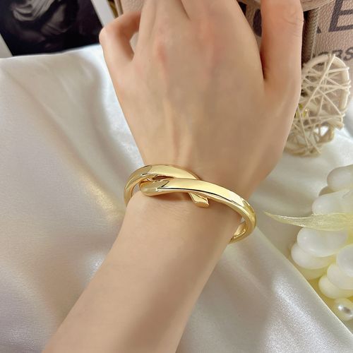 High-end alloy bracelet