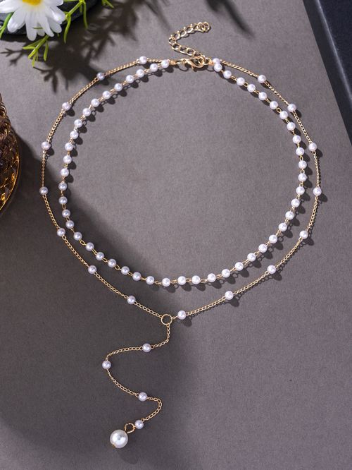 Y-shaped pearl necklace