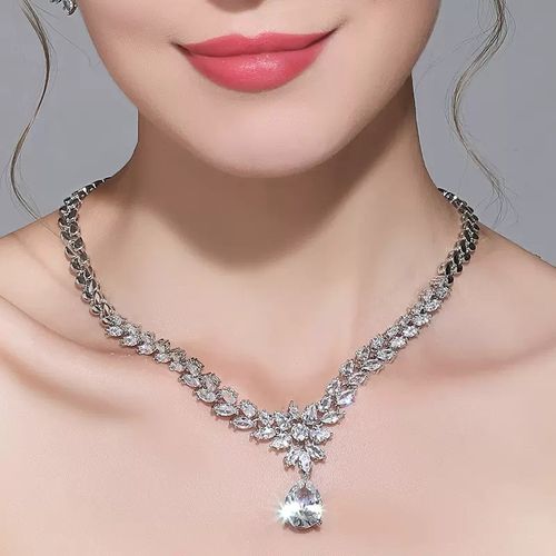 Moissanite Luxury Pendant Necklace