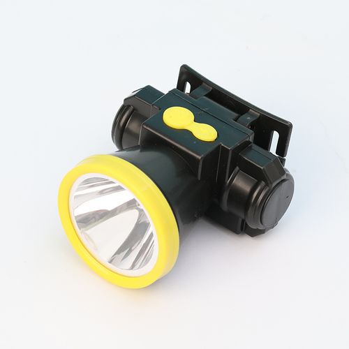 Ultra-long battery life outdoor head-mounted flashlight