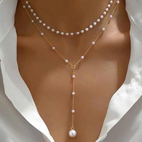 Y-shaped pearl necklace